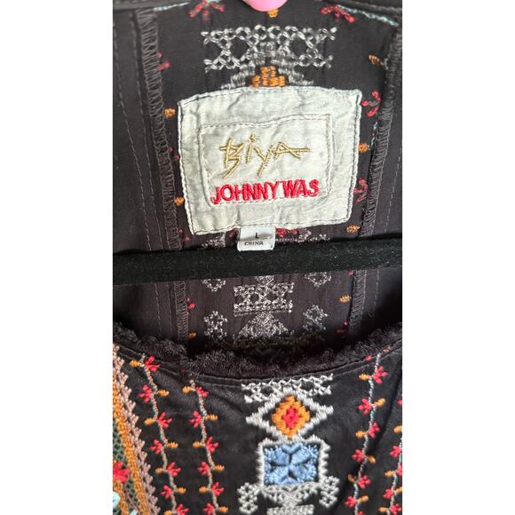Gorgeous Johnny Was Embroidery Top - Picture 3 of 7